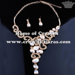Fashion Crystal Necklace Set With Oval Diamonds
