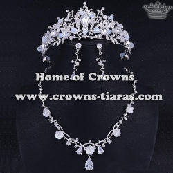 Unique Crystal Wedding Tiaras And Necklace Set